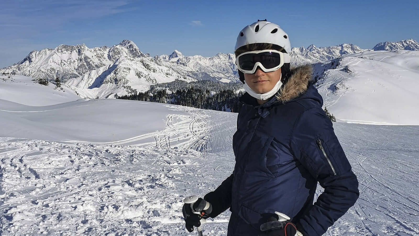 Vacances au ski : masque de ski ou lunette de soleil ?